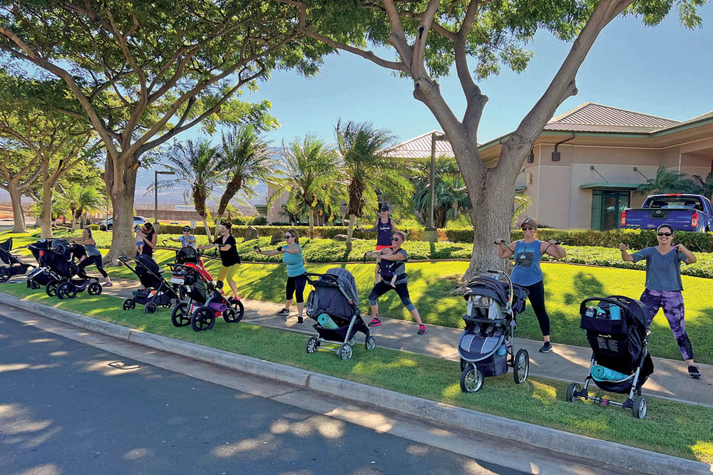 Lipoa Maui Stroller Mommies